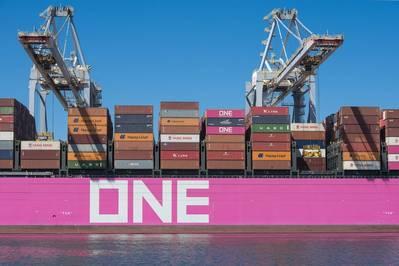 ONE：签订全球最大集装箱船租约