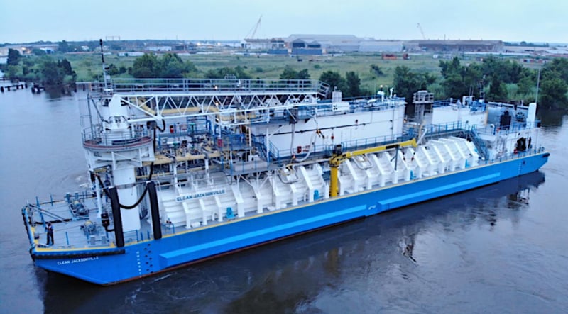 Seaside LNG公司成为美国最大液化天然气驳船船东