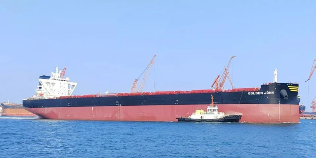 大连船舶重工集团交付Golden Ocean公司环保型散货船